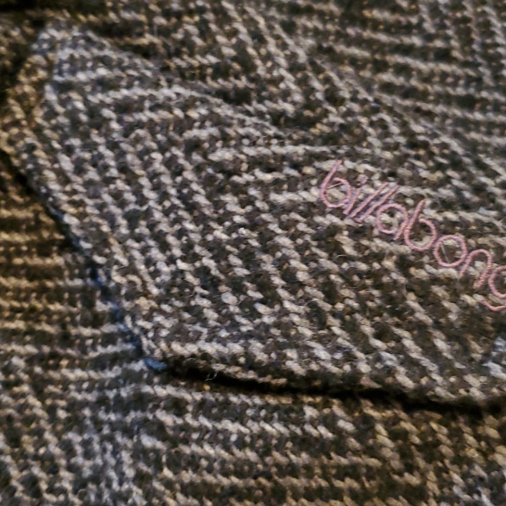 Coat - Picture 5 of 8